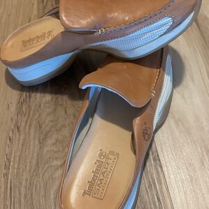 Timberland Women’s Tan Leather Slip-On Loafers
